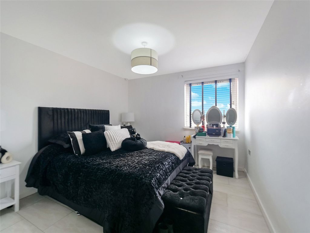 Additional image 4 of 2 bed flat for saleWestknowe Gardens, Rutherglen, Glasgow, South Lanarkshire G73