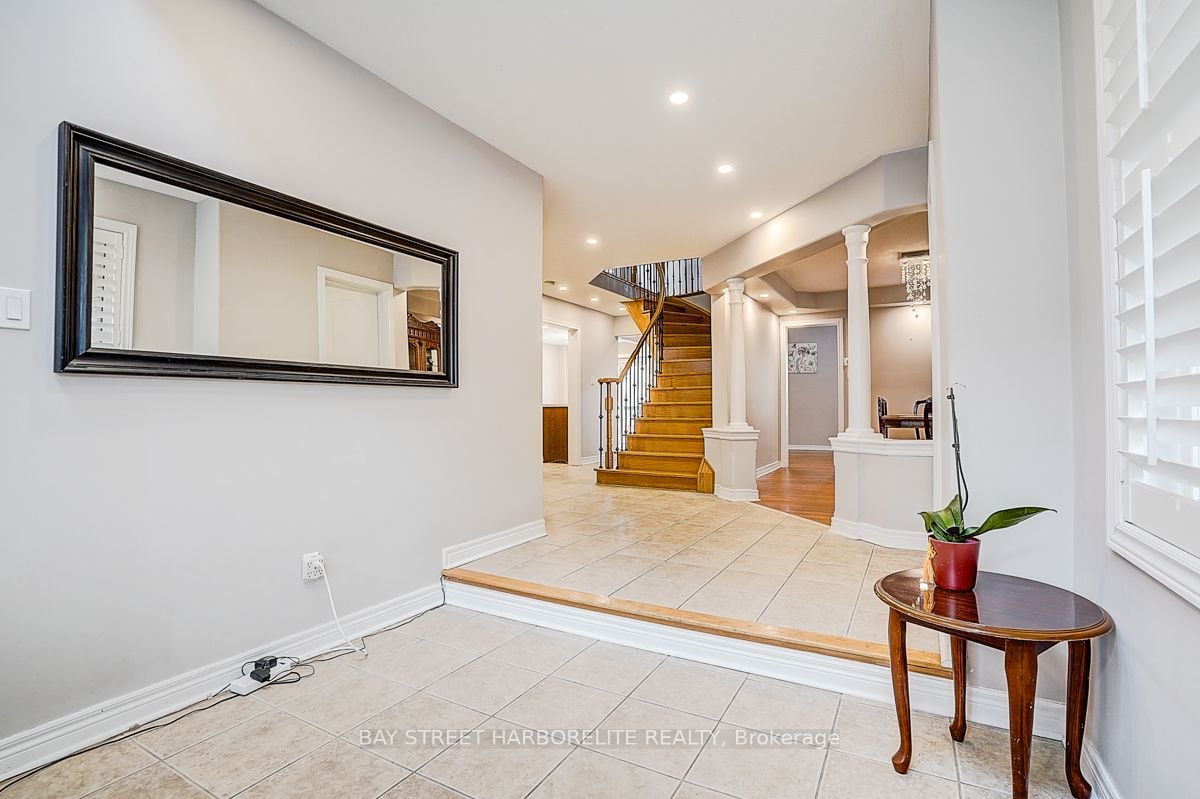 Additional image 5 of 81 Laurendale Avenue, Georgina, ON, L4P 4G3