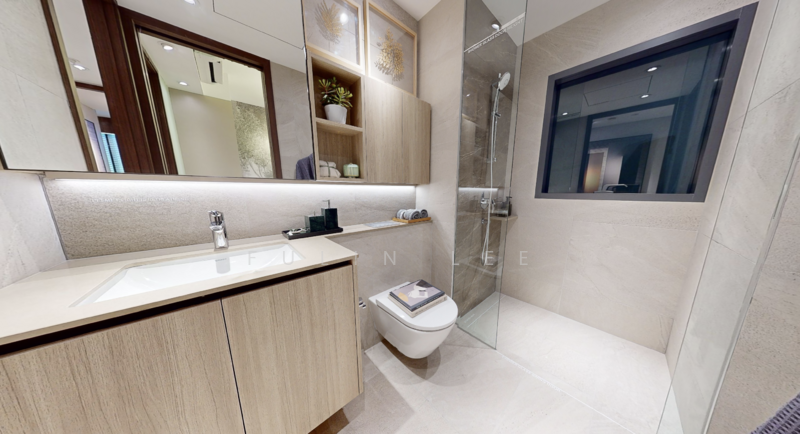 Additional image 4 of 2 Jurong East Central 1