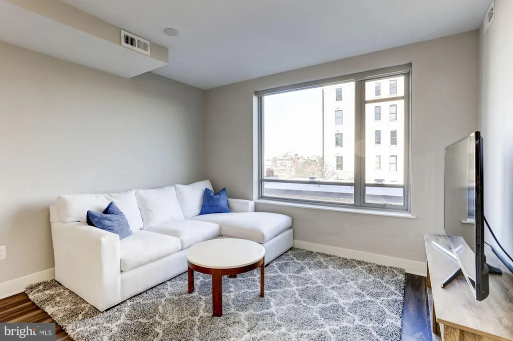 Additional image 10 of 1311 13th Street NW Unit 502, Washington, DC 20005