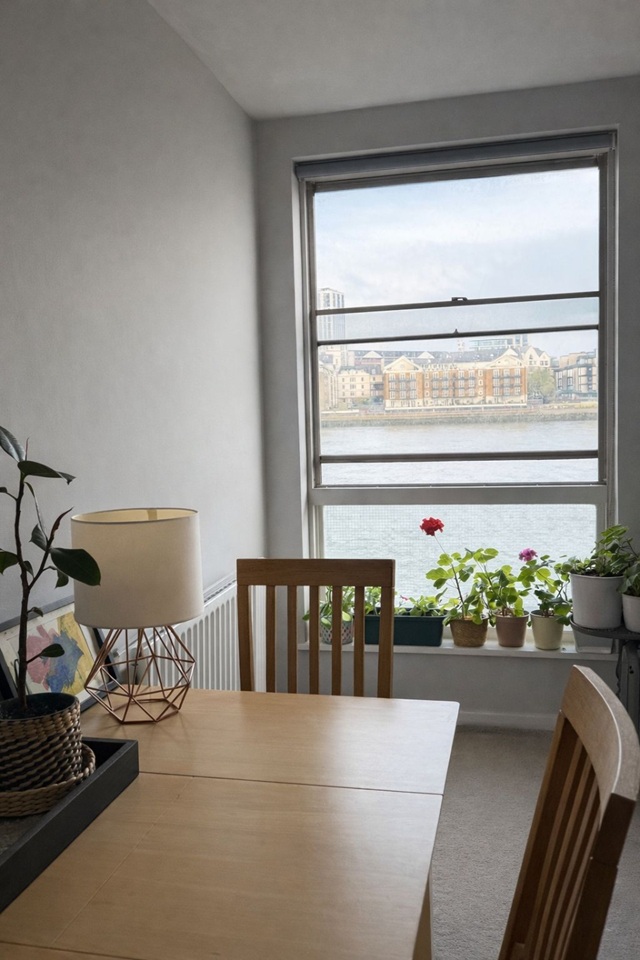 Additional image 11 of Room in a Shared Flat, Vicarage Crescent, SW11, N1 7GU