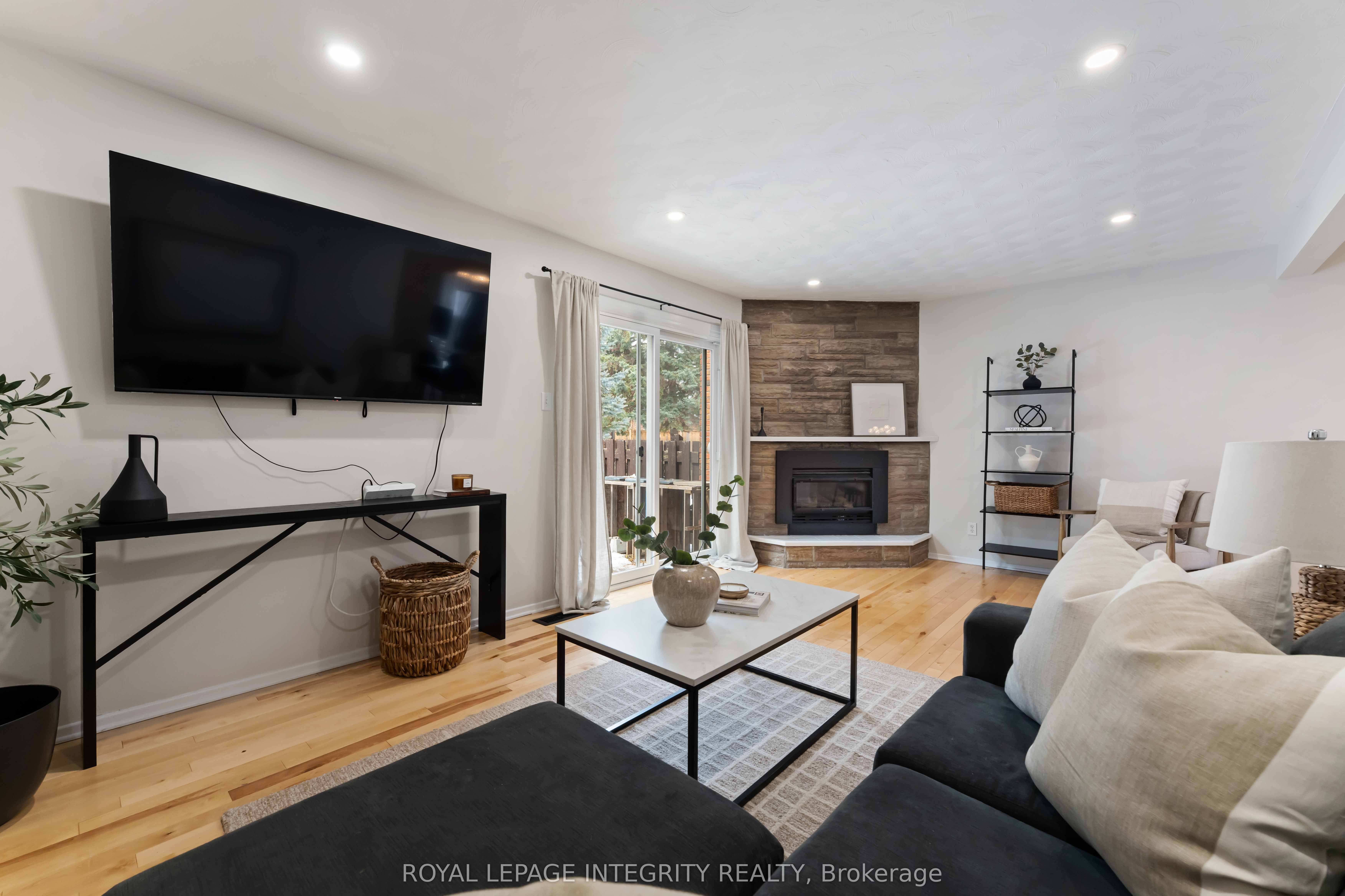 Additional image 3 of 19-1585 Heron Road, Ottawa, ON, K1V 9V1