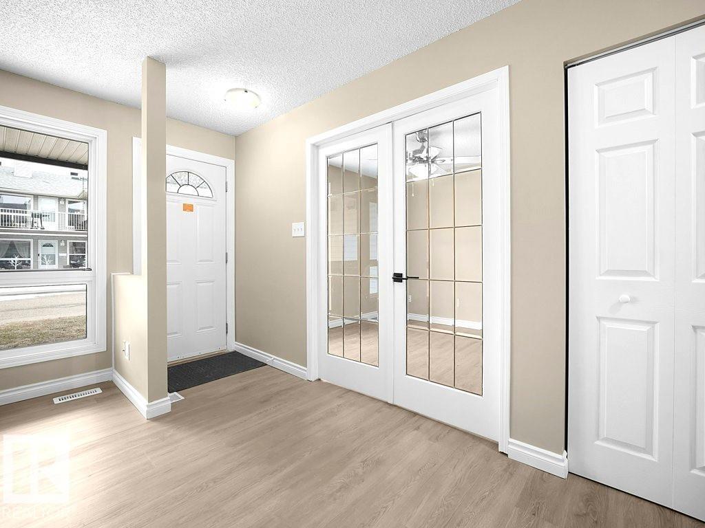 Additional image 5 of 9345 172 Street NW, Edmonton, AB, T5T3C3
