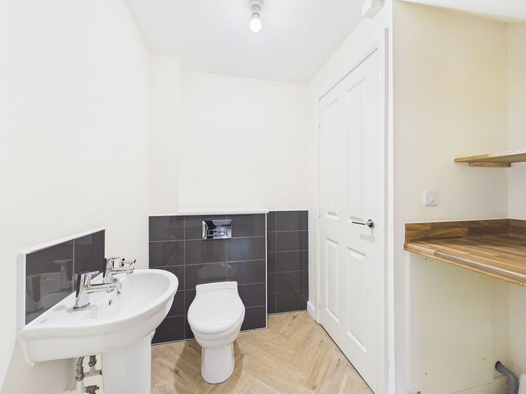 Additional image 11 of 3 bed semi-detached house for saleRoberts Road, Silverstone NN12