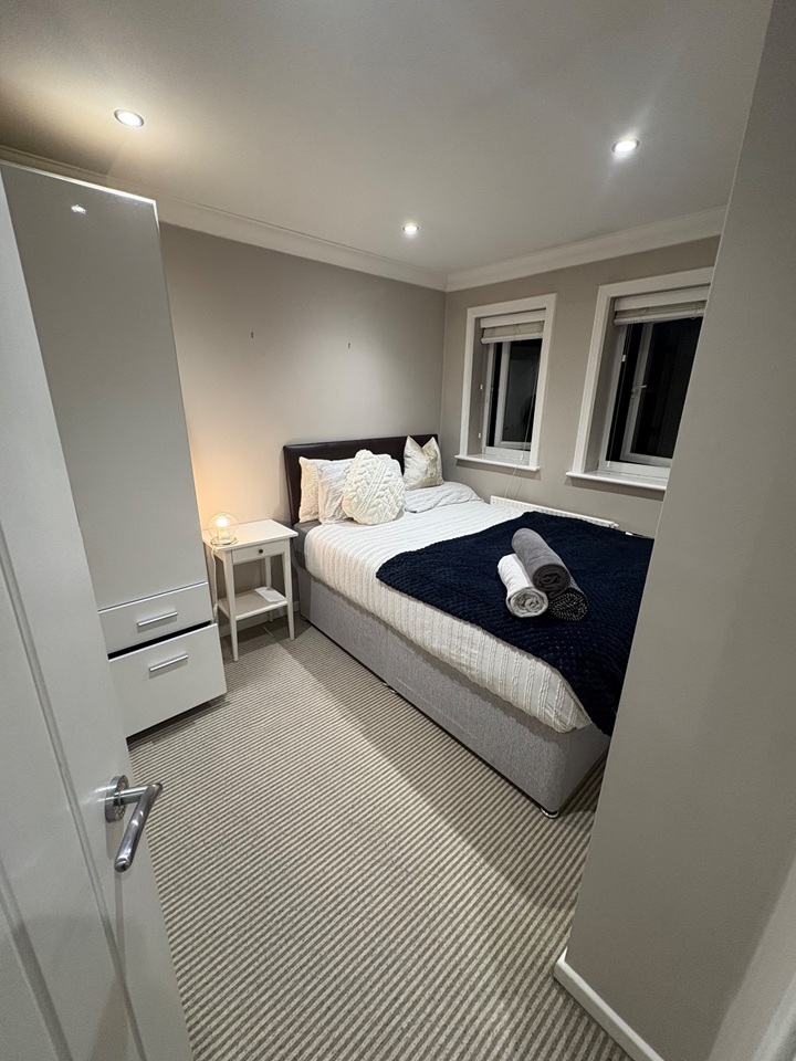 Room in a Shared House, Gurney Street, M4, N1 7GU