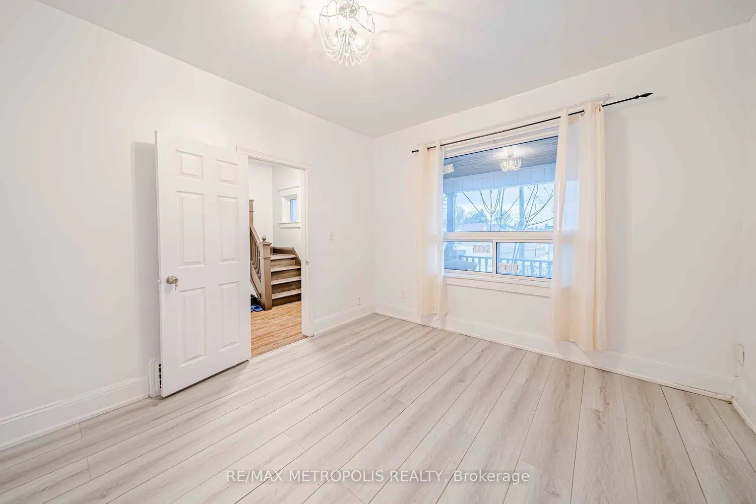 Additional image 4 of 240 Division Street