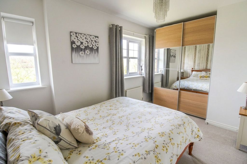 Additional image 10 of 2 bed flat for saleAspen Way, Penyffordd CH4