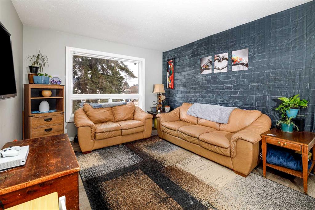 Additional image 5 of 6343 58 Ave Avenue W, Red Deer, AB, T4P 1J1