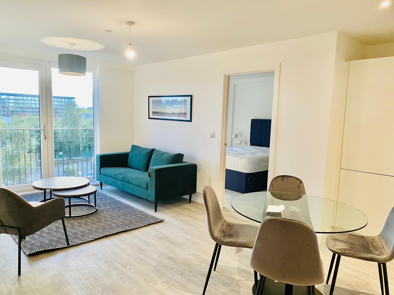 1 Bed Flat, Middlewood Plaza, M5, N1 7GU