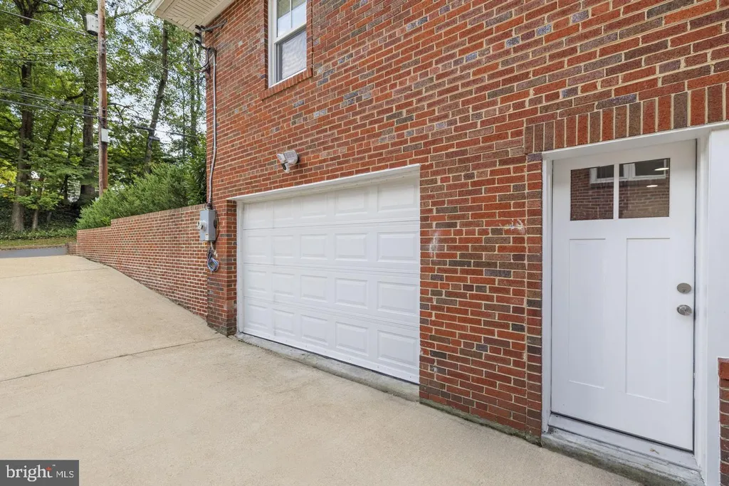 Additional image 29 of 5908 17th Street NW, Washington, DC 20011
