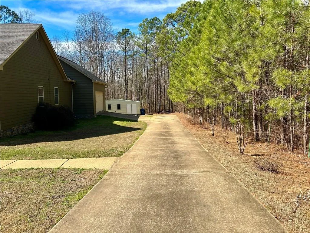 Additional image 107 of 1025 Lee Road 379, Smiths Station, AL 36877