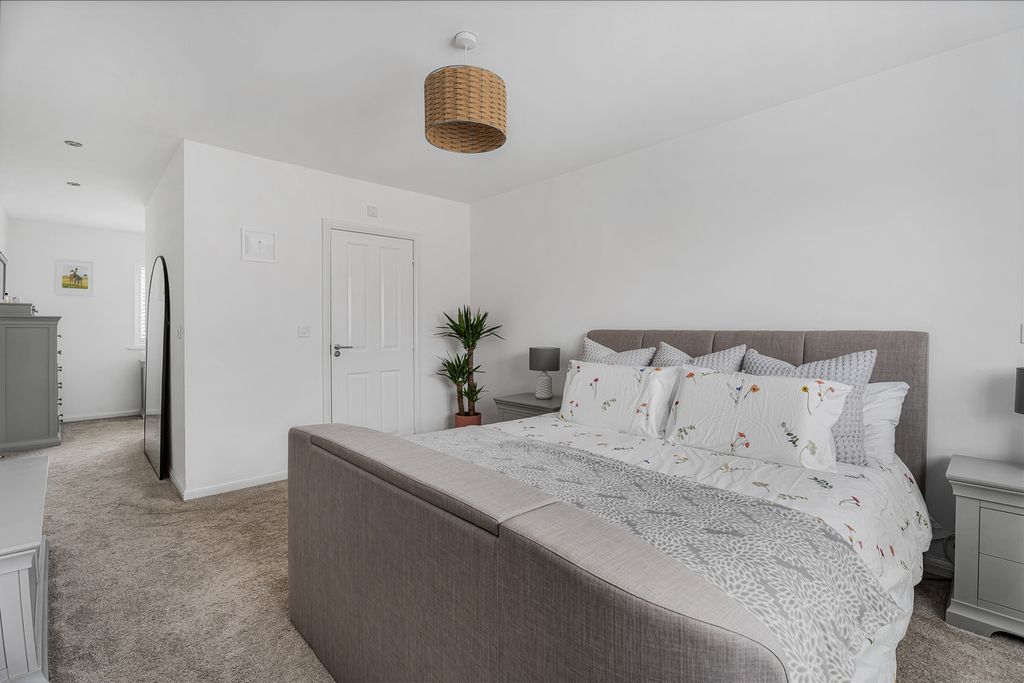 Additional image 6 of 4 bed detached house for saleSedge Smith Way, Wantage OX12