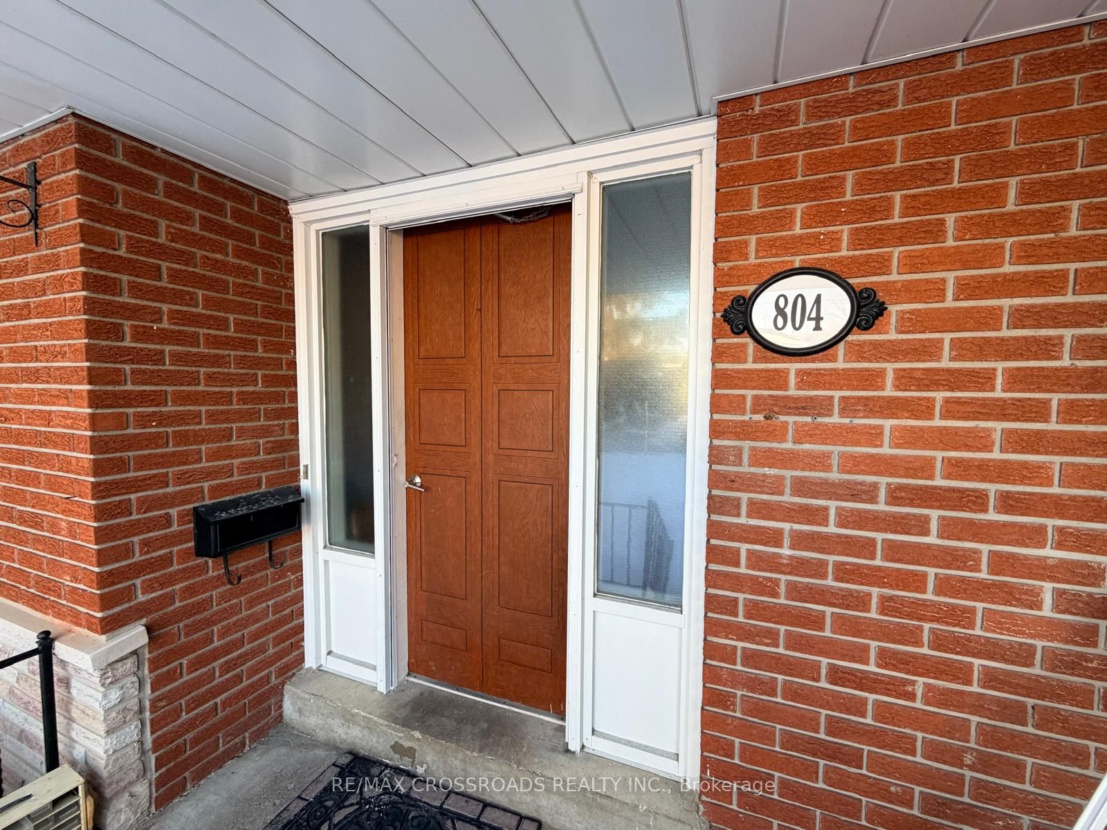 Additional image 2 of 804 Fairview Avenue, Pickering, ON, L1W 1M8