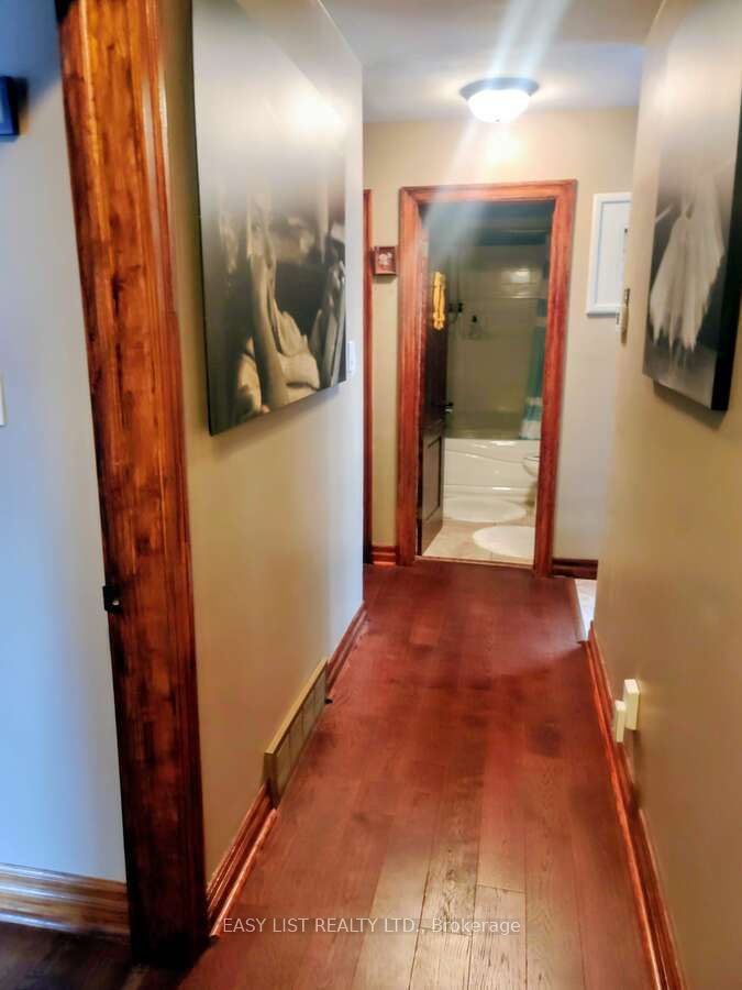 Additional image 2 of 6697 Huggins Street, Niagara Falls, ON, L2J 1H8