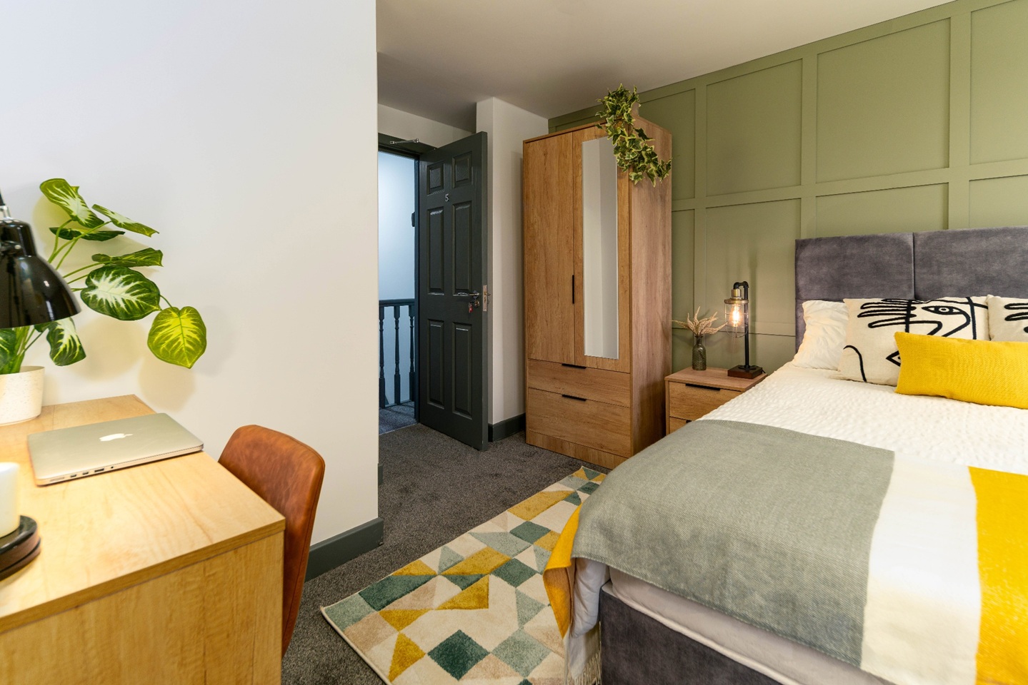 Additional image 2 of Room in a Shared House, Tootal Drive, M5, N1 7GU