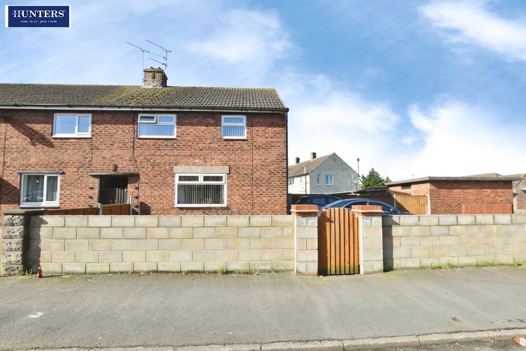 3 bed end terrace house for saleMarshfield Road, Scunthorpe DN16