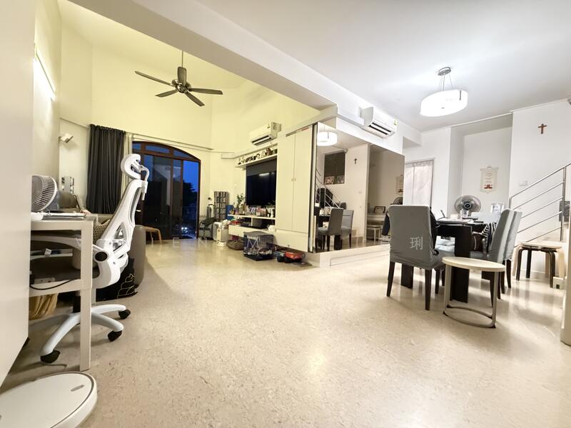 Primary image of 30 Eastwood Road