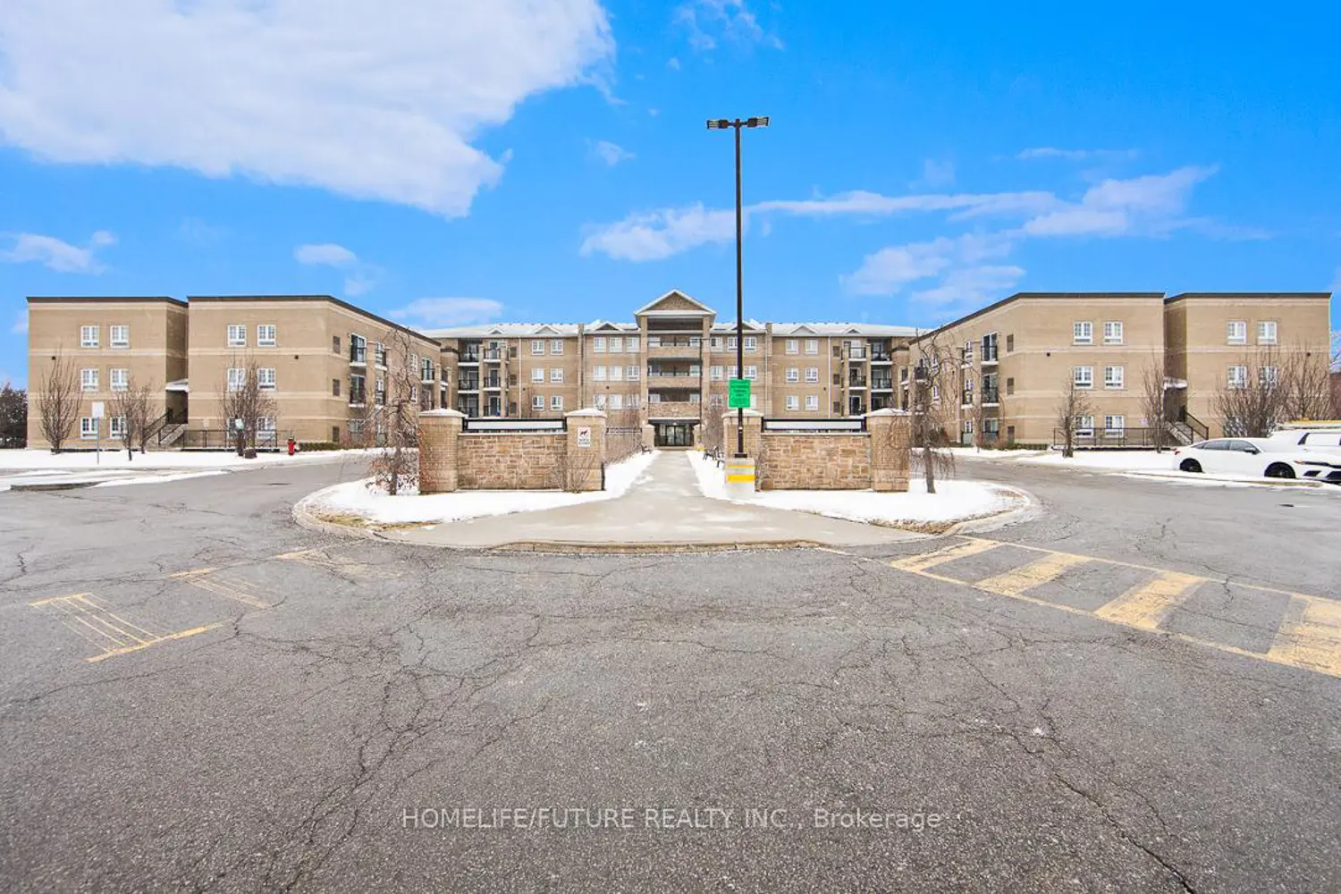 481 Rupert Avenue 315
