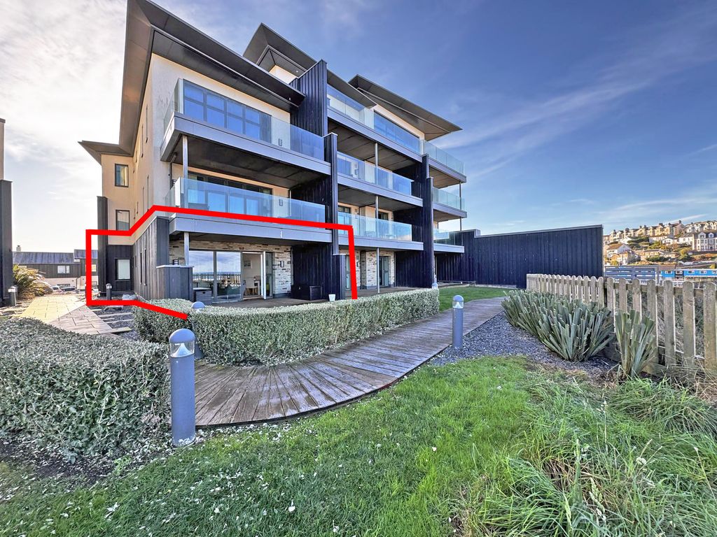 2 bed flat for saleThe Dunes, Perranporth, Cornwall TR6