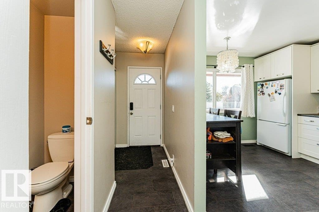 Additional image 8 of 14678 54 Street NW, Edmonton, AB, T5A4L5
