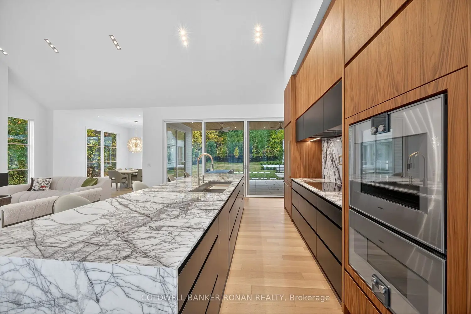 9 Gray Avenue photo 5