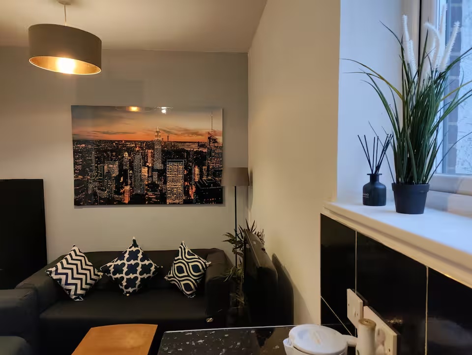 Additional image 11 of 3 Bed Flat, Pendleton Way, M6, N1 7GU