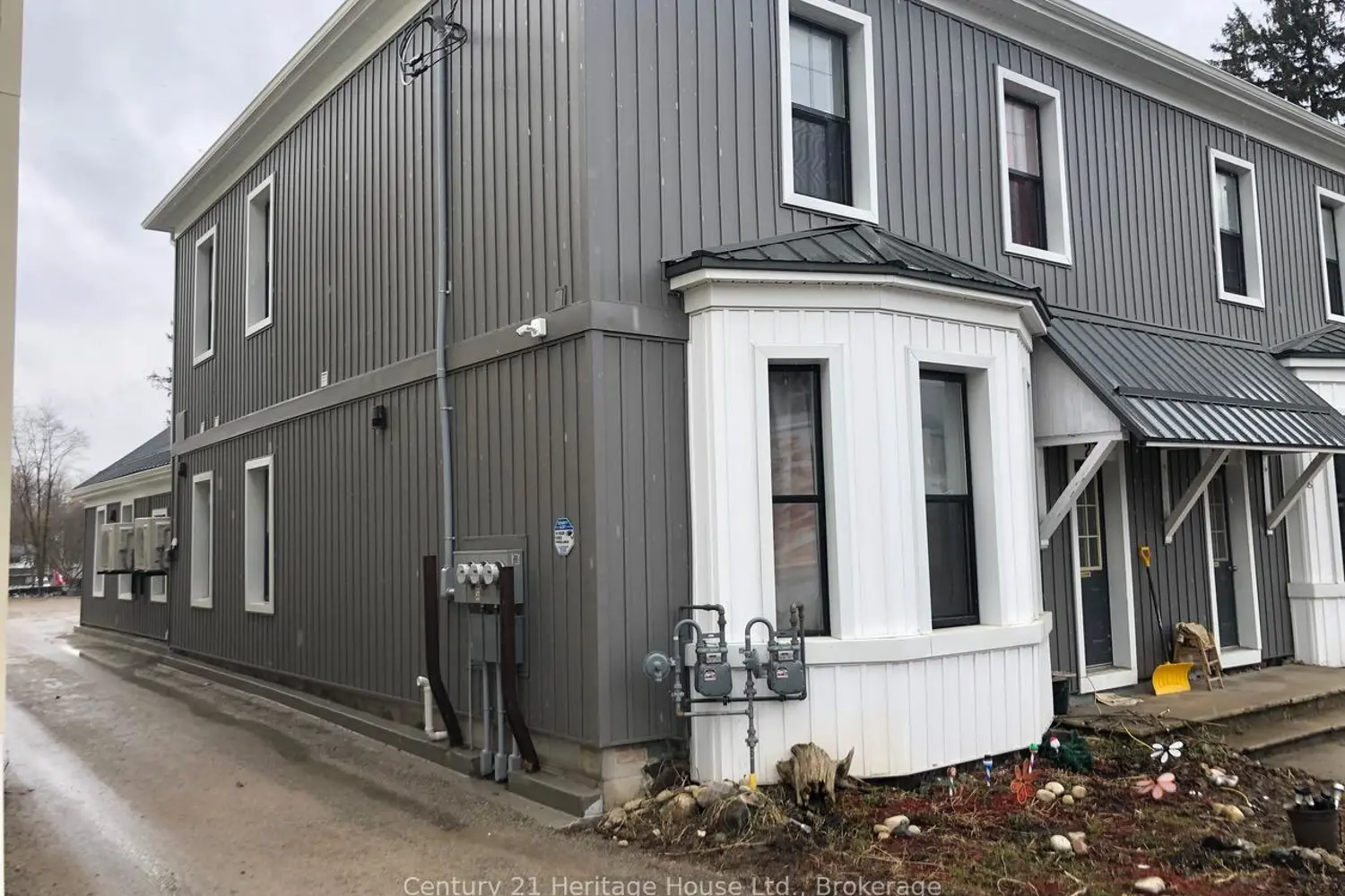 239-249 Main Street