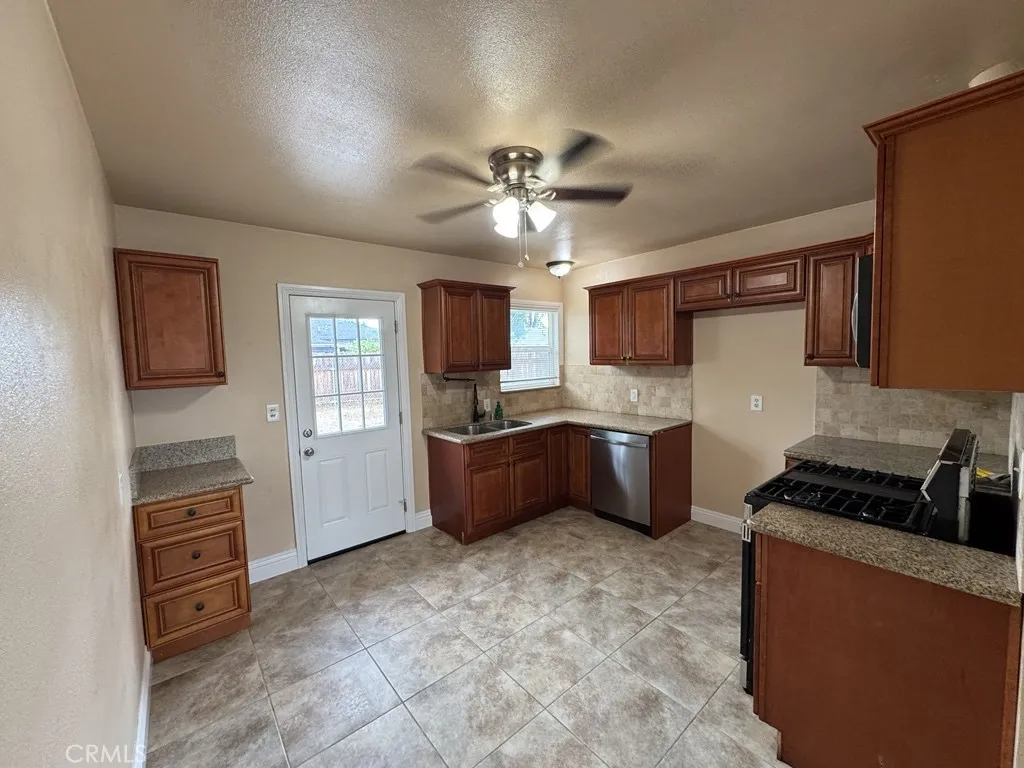 Additional image 11 of 4651 Wildwood Way, Riverside, CA 92503