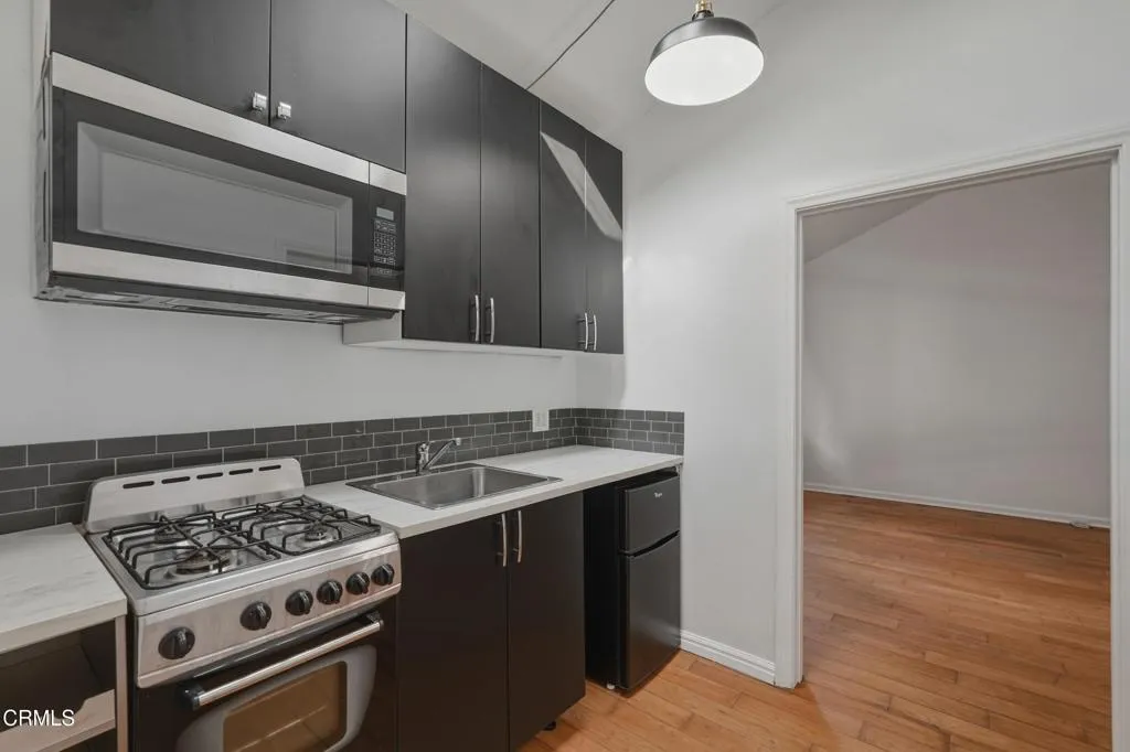 Additional image 45 of 137 Arena Street, El Segundo, CA 90245