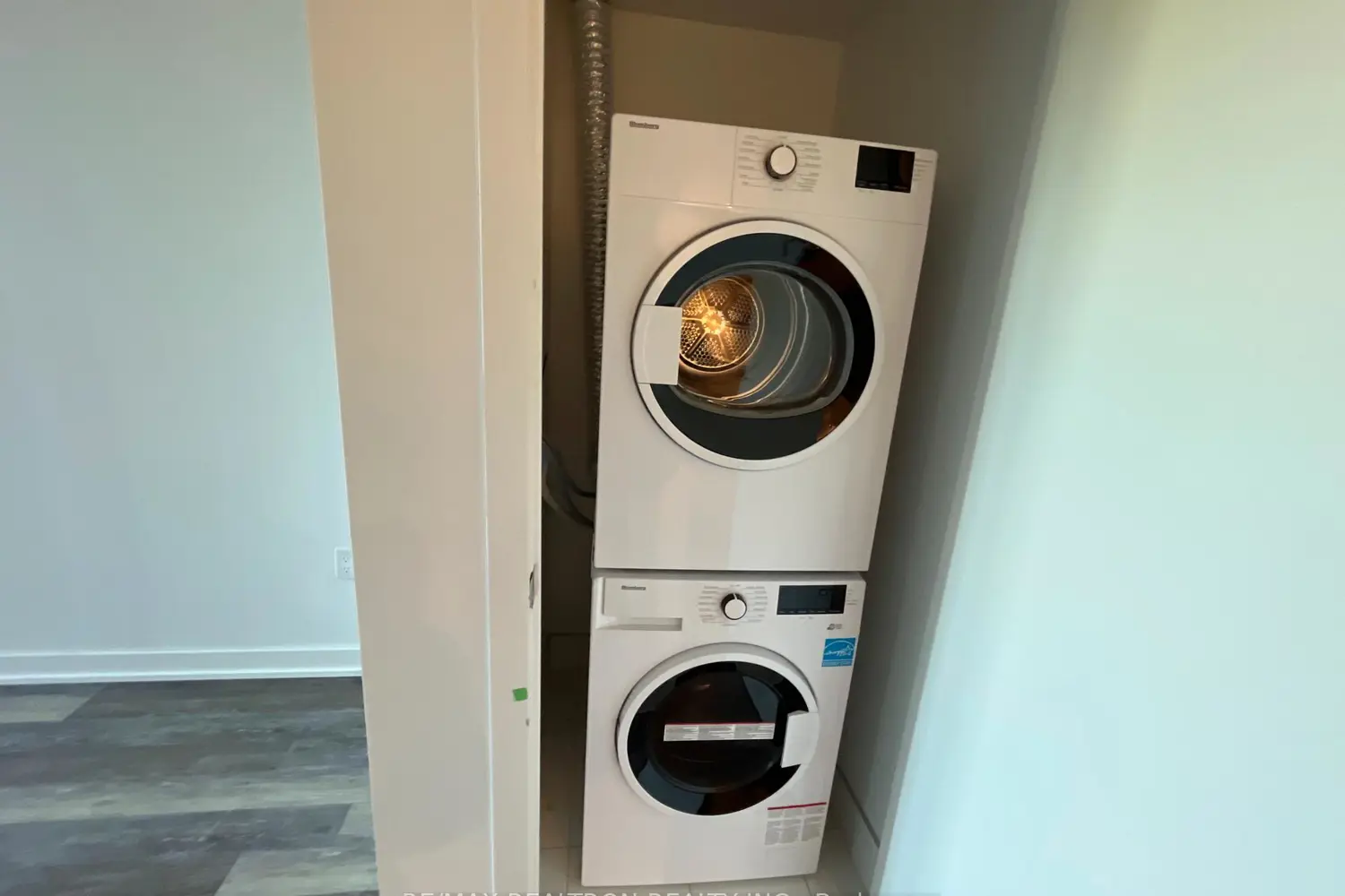 Additional image 14 of 250 Lawrence Avenue 401