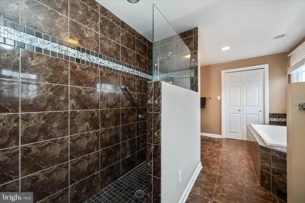 Additional image 38 of 3301 Englewood Road, Wilmington, DE 19810