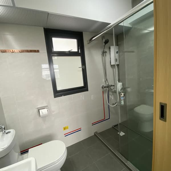 174A Sengkang East Drive photo 4