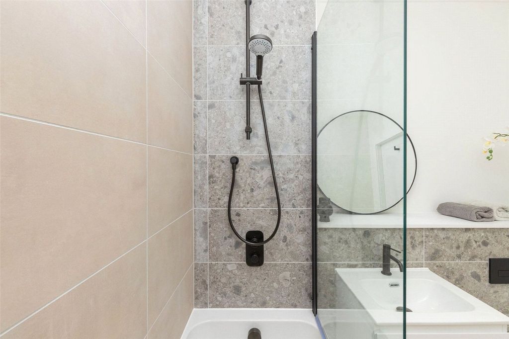 Additional image 9 of 2 bed flat for saleApartment 32 - The Old Schoolhouse, North Woodside Road, Glasgow G20