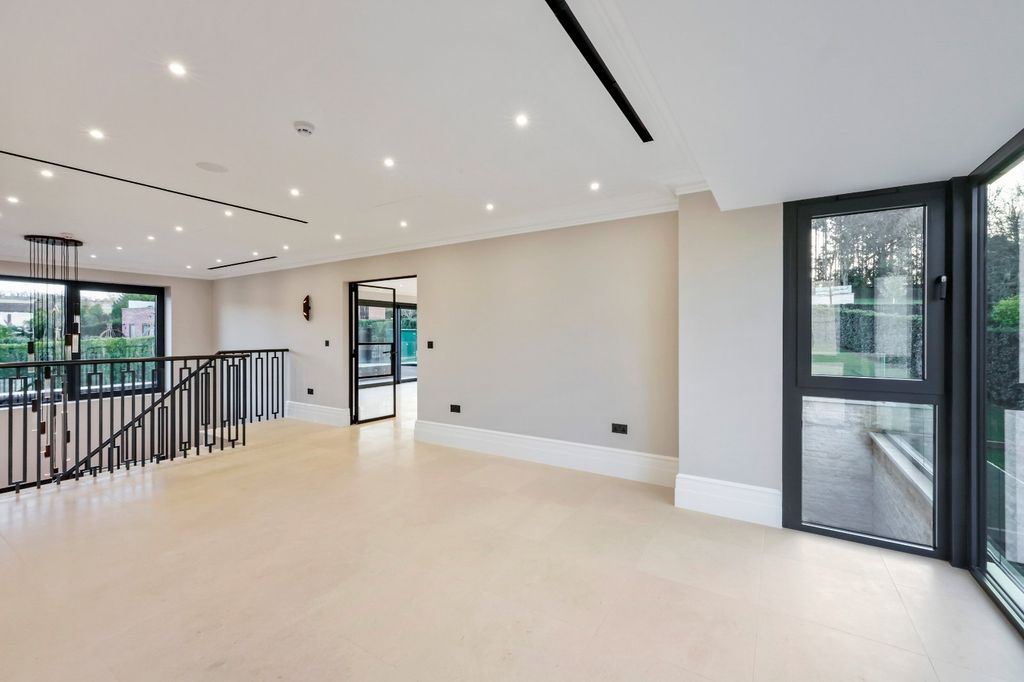Additional image 12 of 6 bed detached house for saleSovereign View, Charlton Kings, Cheltenham, Gloucestershire GL52