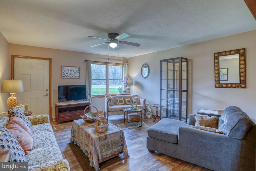 Additional image 10 of 1916 Hartly Road, Hartly, DE 19953