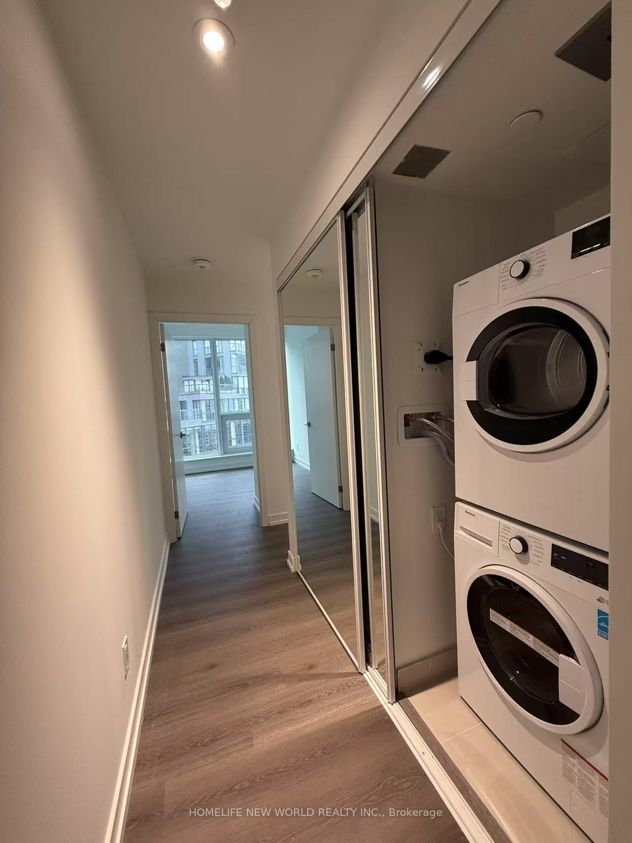 Additional image 5 of 2603-8 Wellesley Street W, Toronto, ON, M4Y 0J5