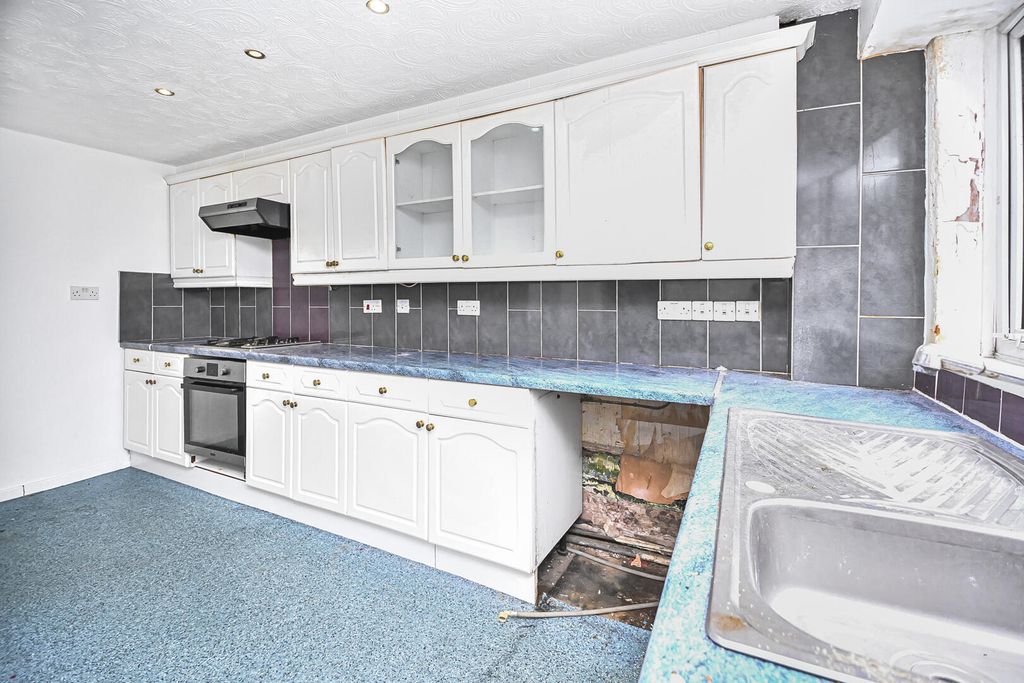 Additional image 11 of 3 bed end terrace house for saleChurch Street, Westhoughton, Bolton BL5
