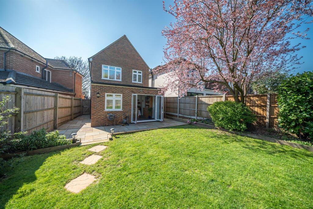 Additional image 19 of Laburnum Grove, St. Albans