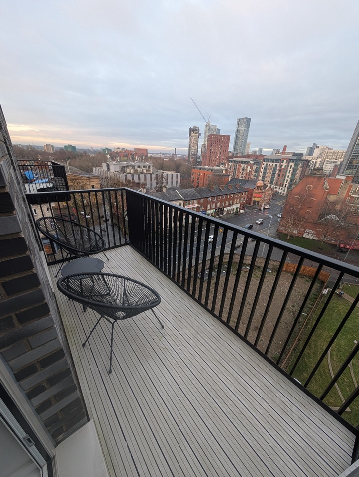 Additional image 11 of 2 Bed Flat, Chapel Street, M3, N1 7GU