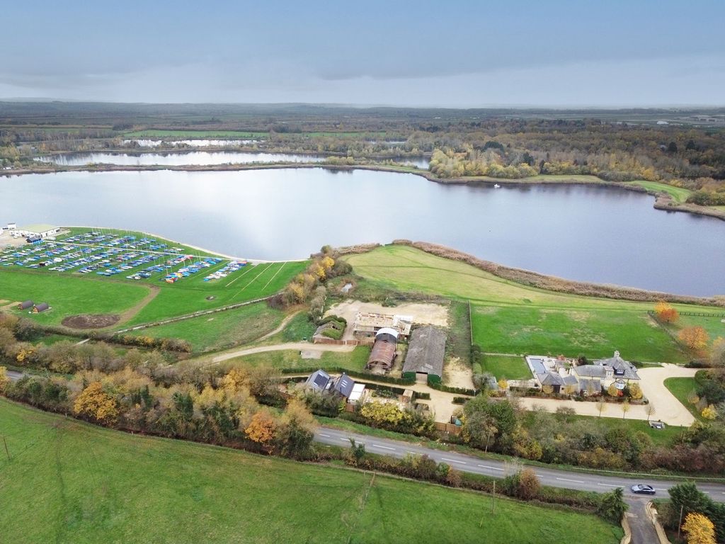 Additional image 3 of Land for saleManor Farm Barns, Lechlade GL7