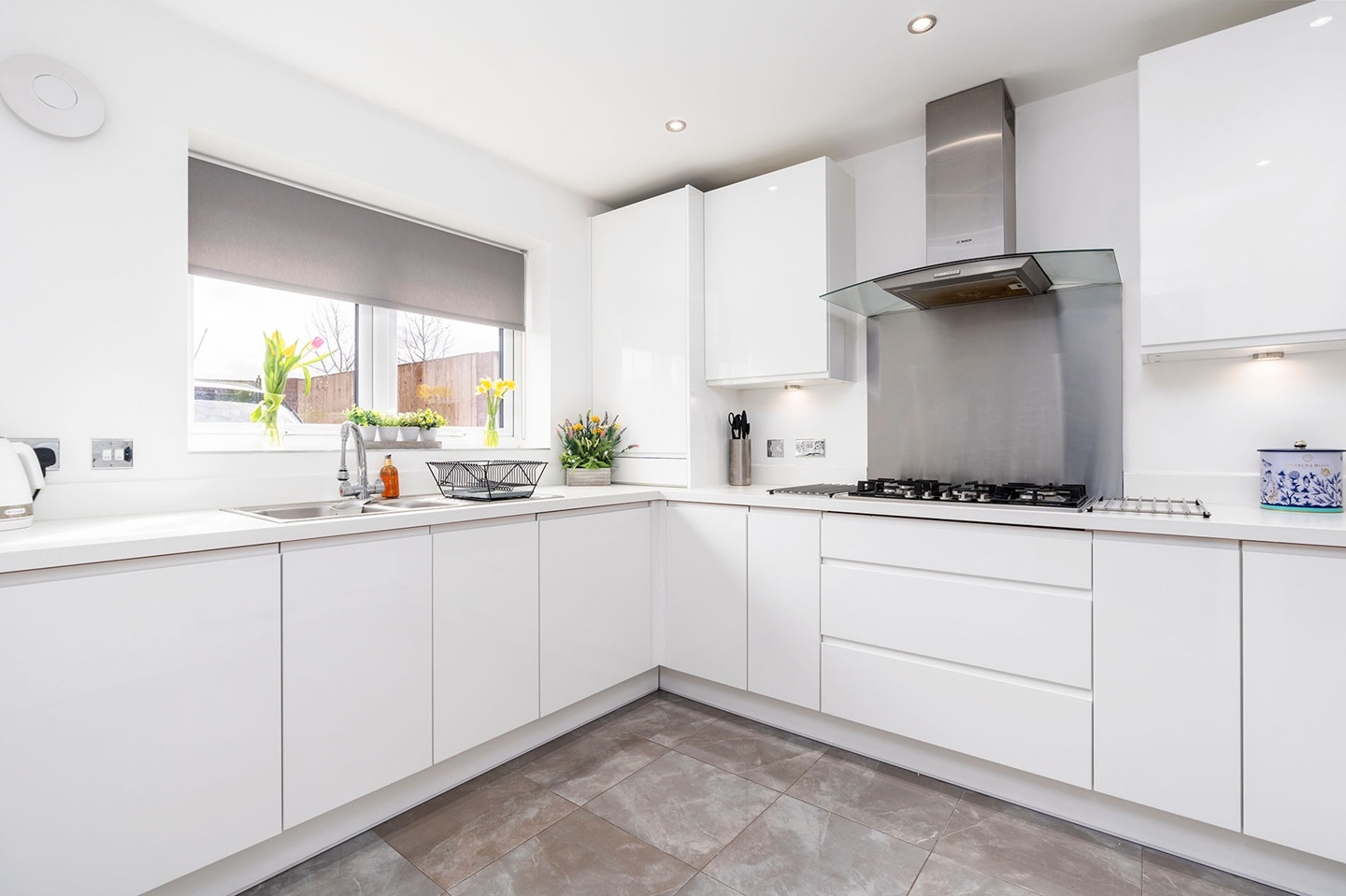 Additional image 18 of 4 Bed Semi-Detached House, Lower Vickers St, M40, N1 7GU