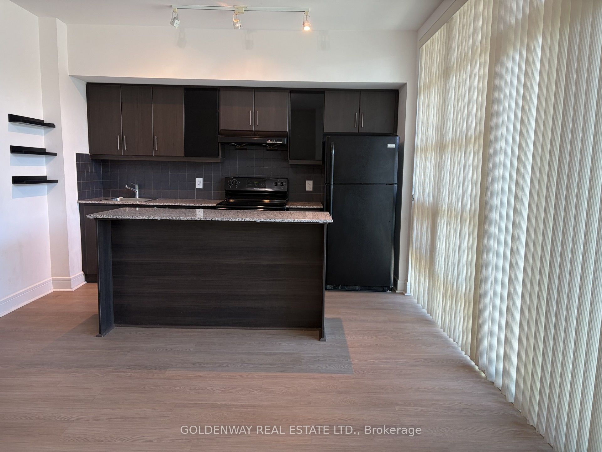 Additional image 3 of 208-35 Brian Peck Crescent, Toronto, ON, M4G 0A5