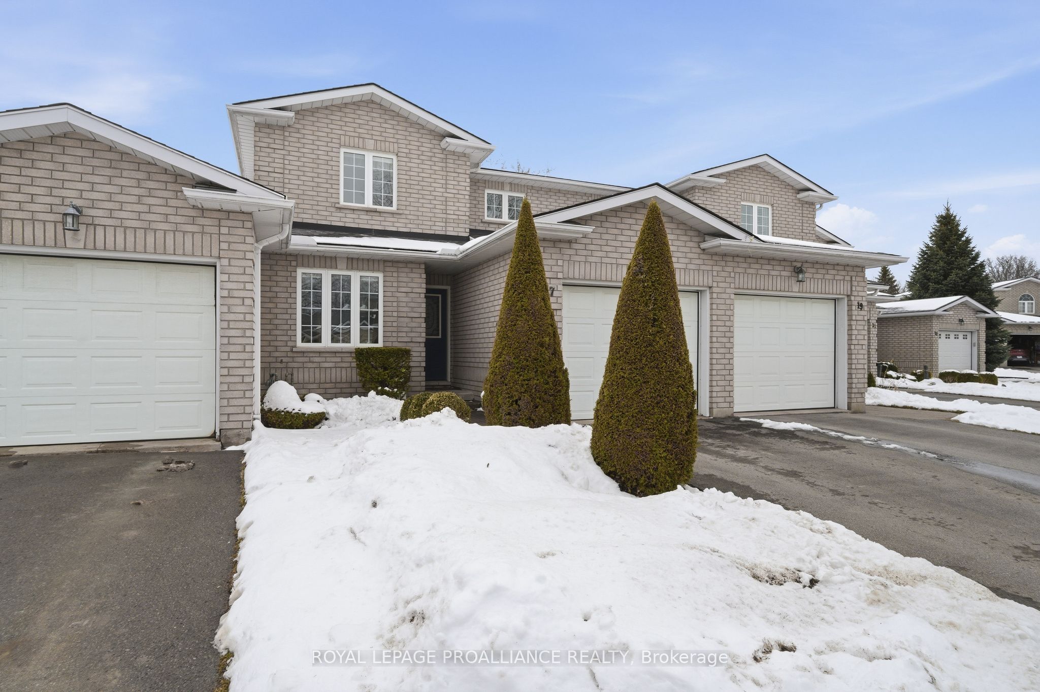 Additional image 2 of 17 Pinegrove Court, Belleville, ON, K8N 5X9