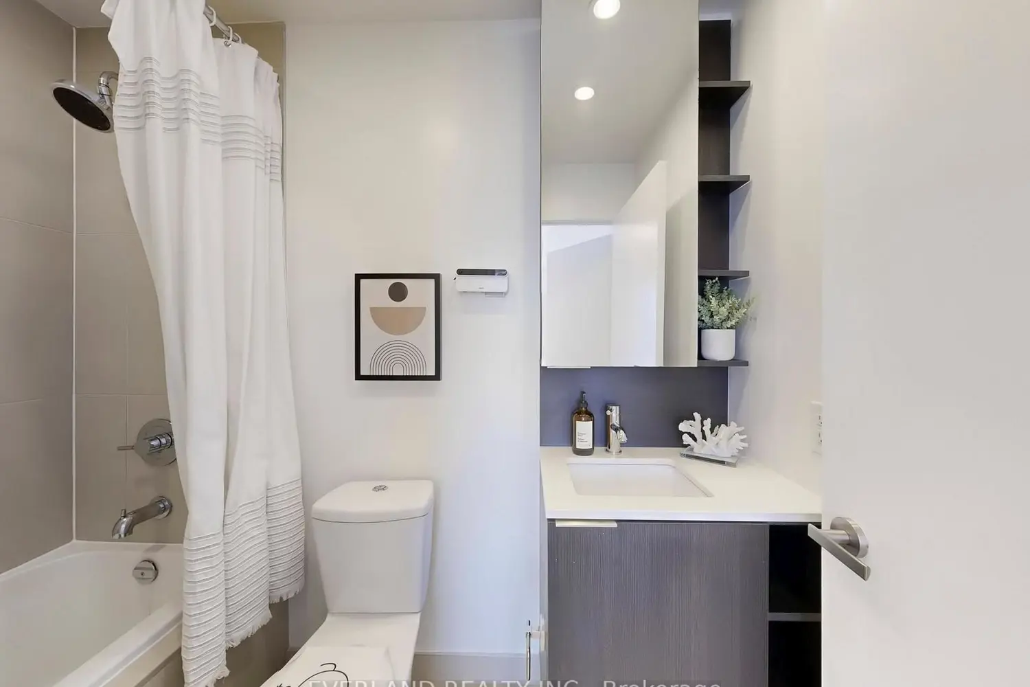 Additional image 18 of 55 Regent Park Boulevard 2108