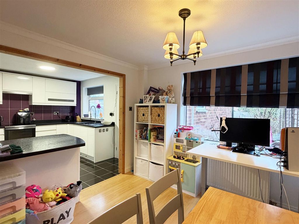 Additional image 3 of 3 bed semi-detached house for saleWindsor Court Road, Chobham, Woking GU24