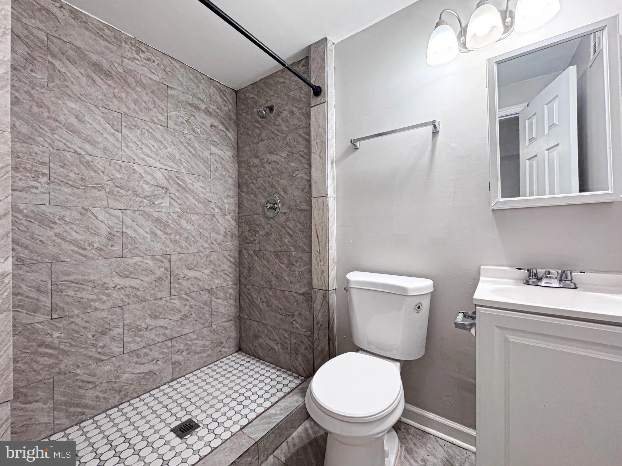 Additional image 52 of 4630 Hillside Road SE, Washington, DC 20019