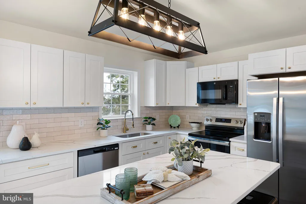 Additional image 6 of 18 McClary Street, Leipsic, DE 19901