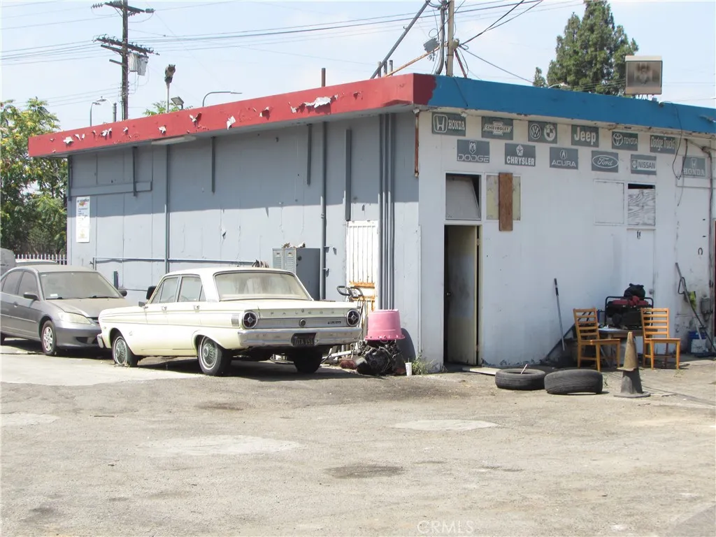 Additional image 90 of 3900 N Figueroa St, Los Angeles, CA 90065