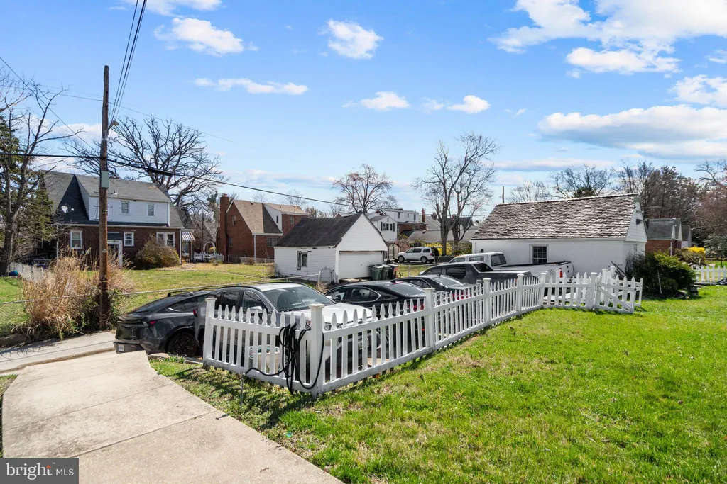 Additional image 30 of 2116 Branch Avenue SE, Washington, DC 20020