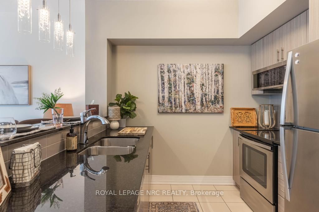 Additional image 6 of 412-10 Concord Place, Grimsby, ON, L3M 0G6